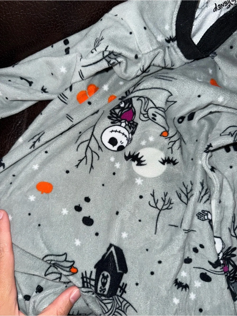 Disney both size